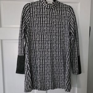 Tyler Boe Monochrome Houndstooth Long Sleeve Dress